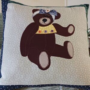 15" Square Applique Teddy Bear Pillow